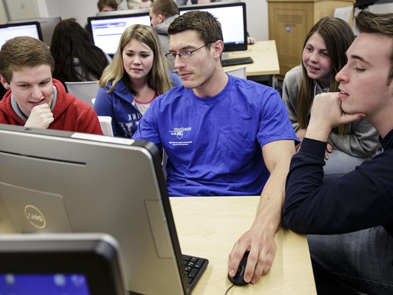 Group of students working in a computer lab